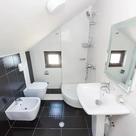 Hildon Aparthotel