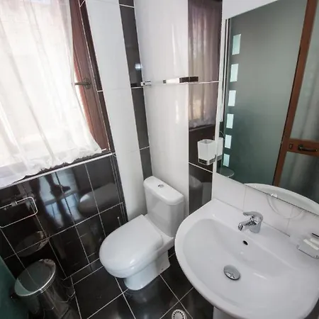 Aparthotel Hildon Dhermi
